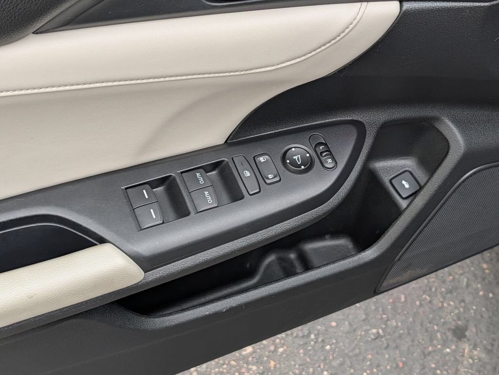 2019 Honda Insight Touring