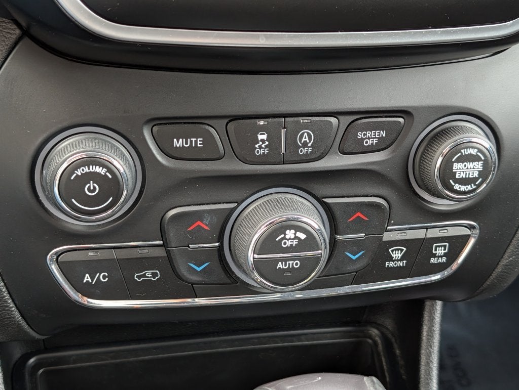 2019 Jeep Cherokee Latitude
