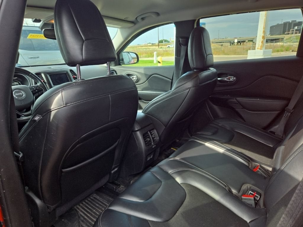 2021 Jeep Cherokee Altitude