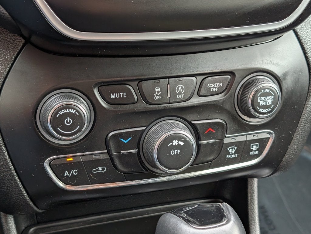 2021 Jeep Cherokee Altitude
