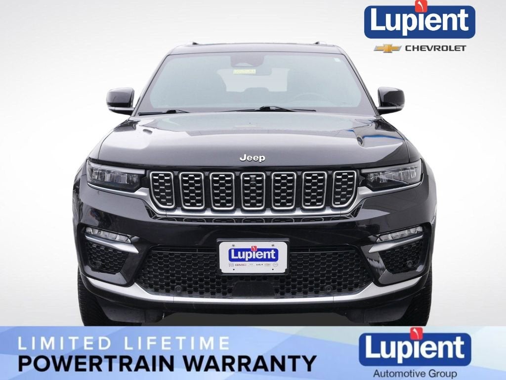 2022 Jeep Grand Cherokee Summit