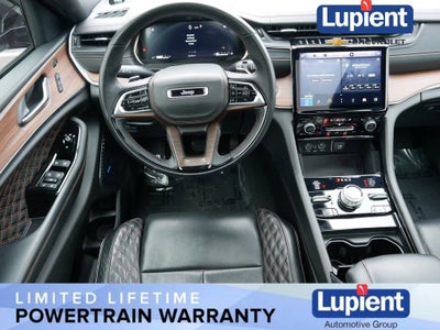 2022 Jeep Grand Cherokee Summit