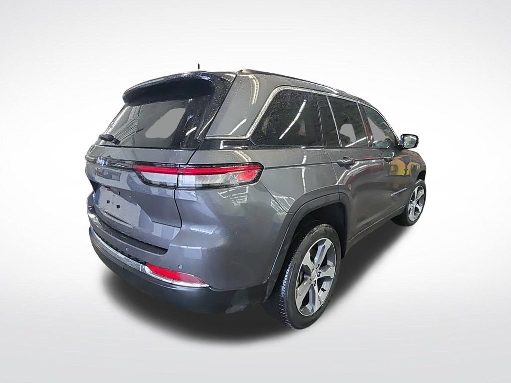 2022 Jeep Grand Cherokee 4xe BASE
