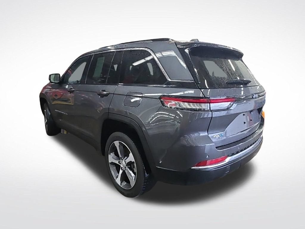2022 Jeep Grand Cherokee 4xe BASE