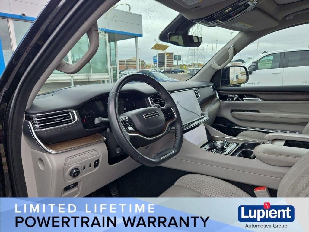 2024 Jeep Grand Wagoneer L BASE