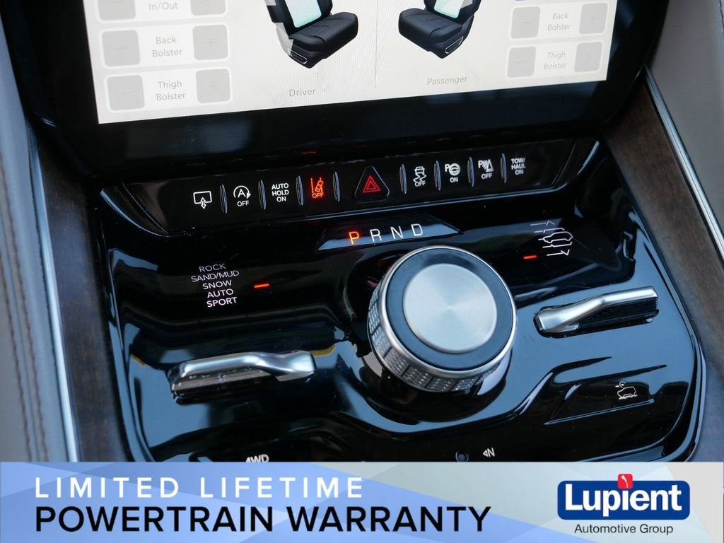 2024 Jeep Grand Wagoneer L BASE