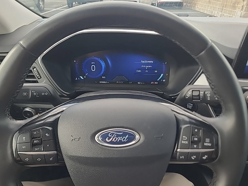 2022 Ford Escape Titanium