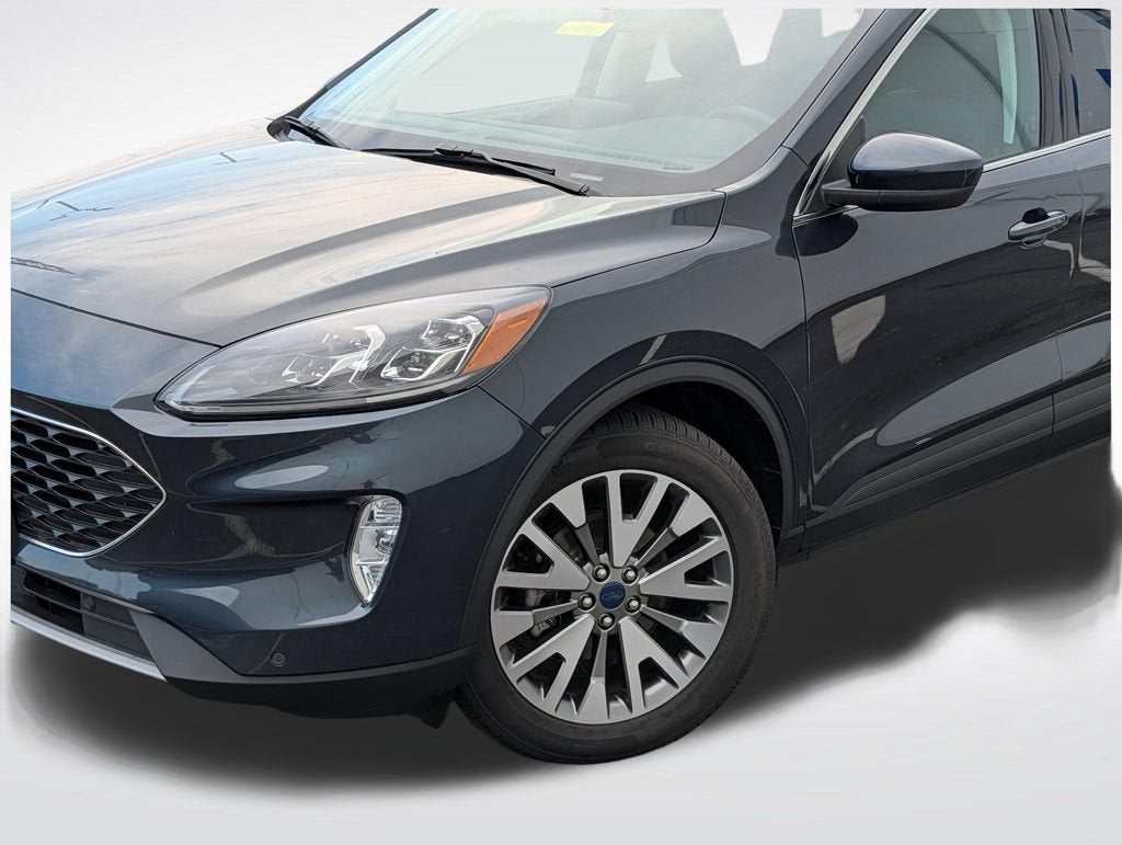 2022 Ford Escape Titanium