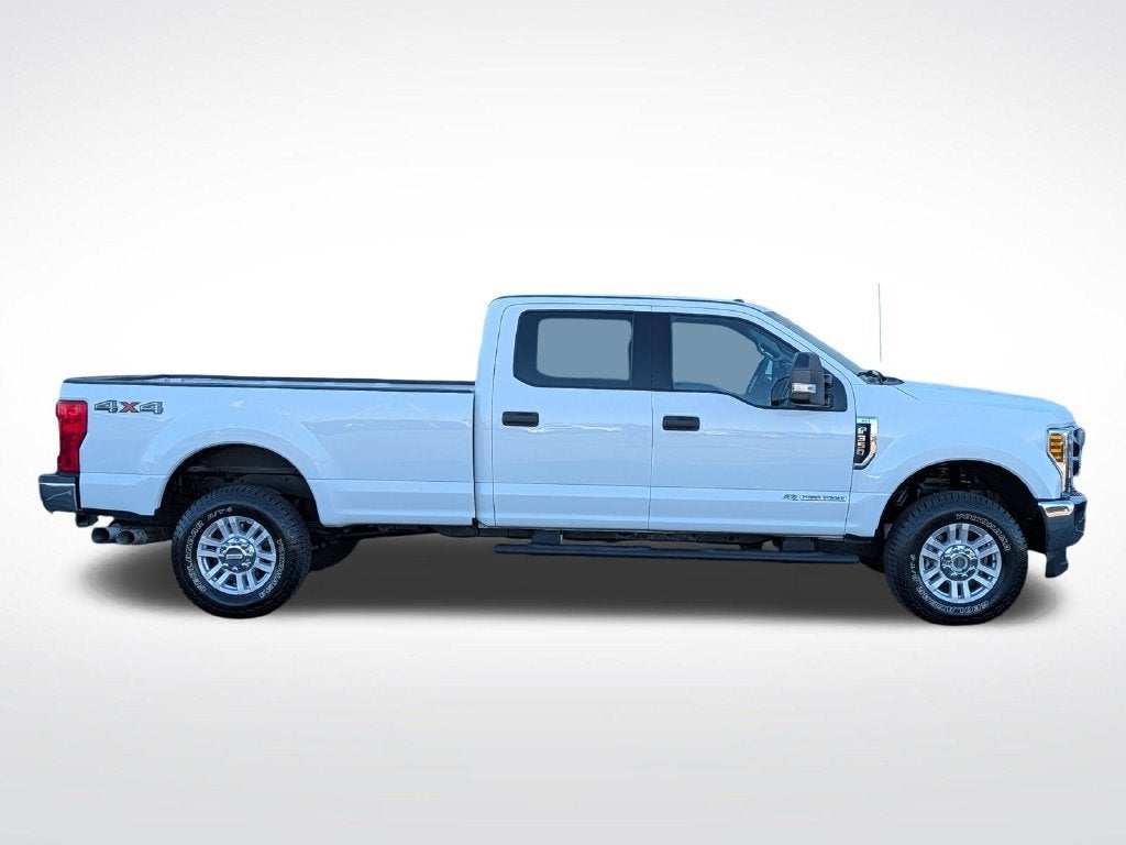 2018 Ford Super Duty F-350 SRW XLT