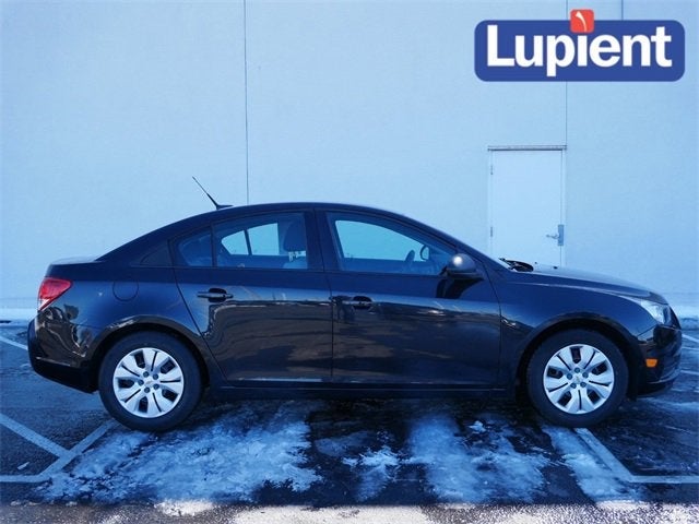Used 2014 Chevrolet Cruze LS with VIN 1G1PA5SH8E7254820 for sale in Bloomington, Minnesota