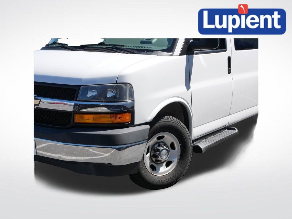 2019 Chevrolet Express Passenger 3500 LT