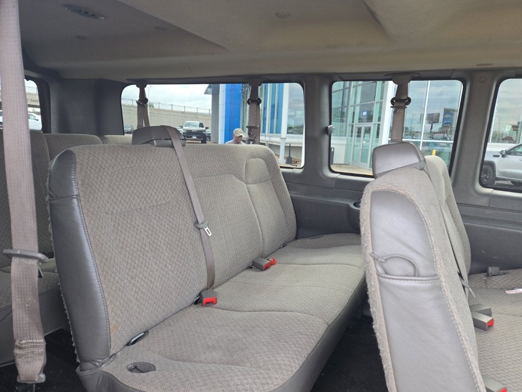 2020 Chevrolet Express Passenger 3500 LT