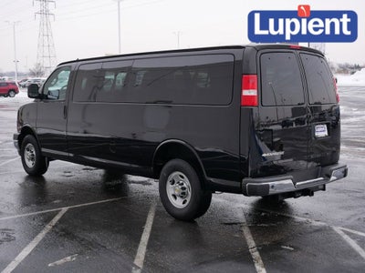 2025 Chevrolet Express Passenger 3500 1LT