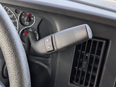 2025 Chevrolet Express Passenger 1LT
