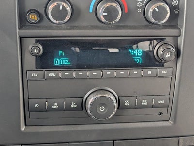 2025 Chevrolet Express Passenger 1LT