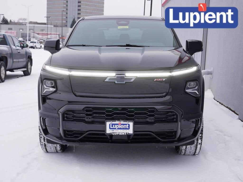 2024 Chevrolet Silverado EV RST