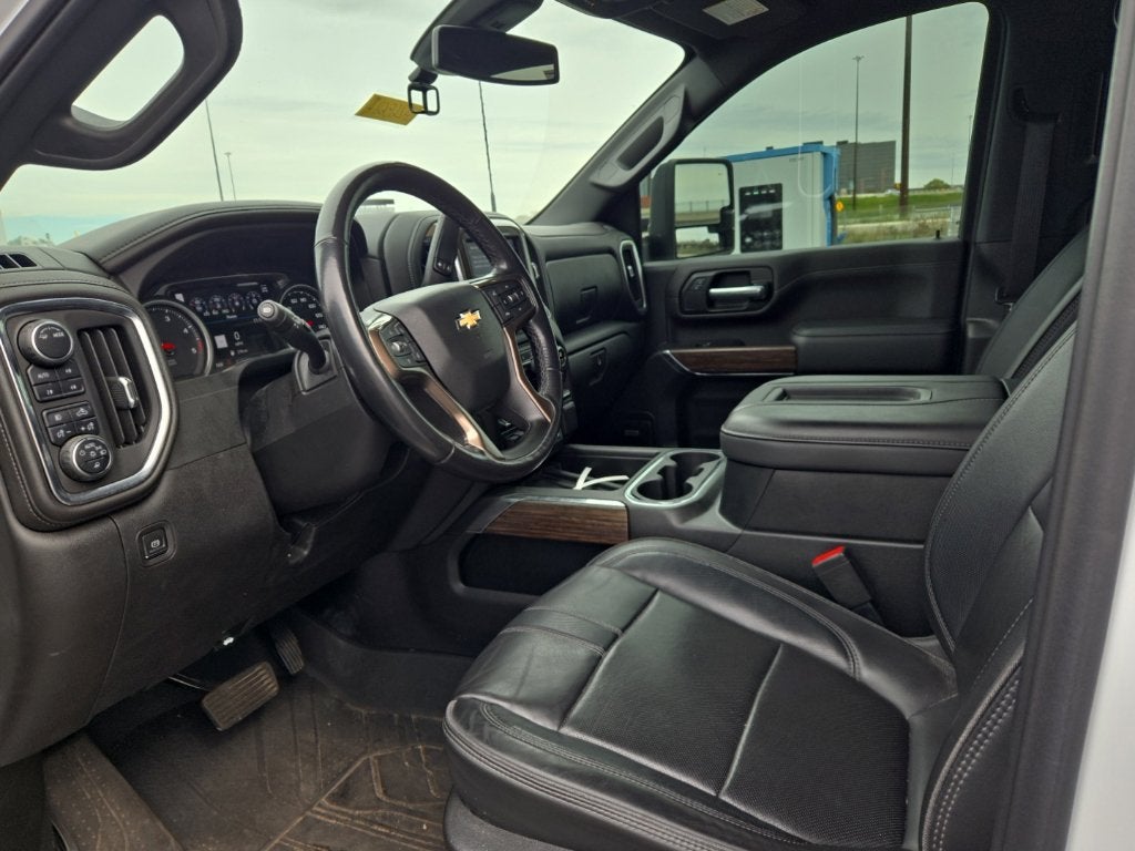 2022 Chevrolet Silverado 3500 HD High Country