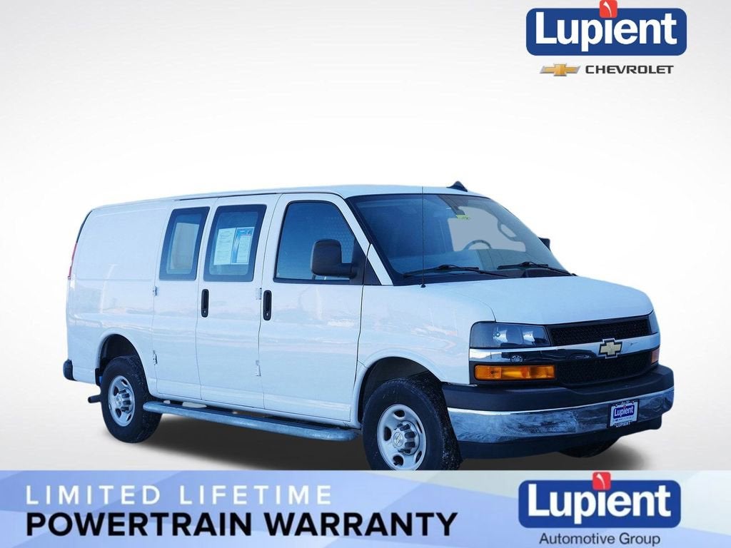 2024 Chevrolet Express Cargo 2500 WT