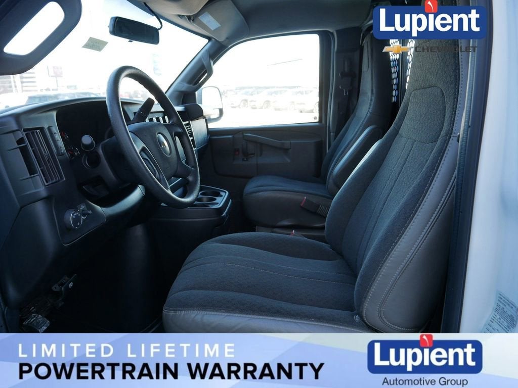 2024 Chevrolet Express Cargo 2500 WT