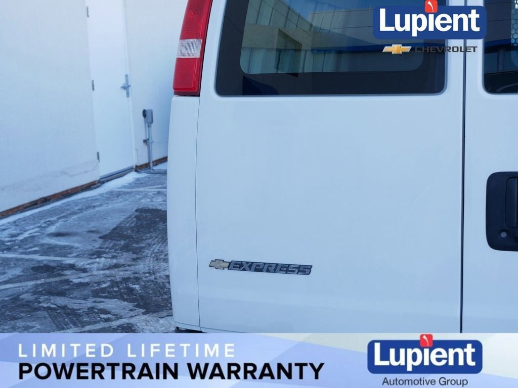2024 Chevrolet Express Cargo 2500 WT