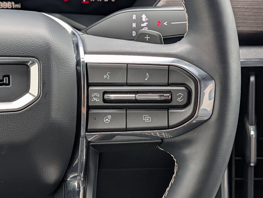 2025 GMC Acadia Denali