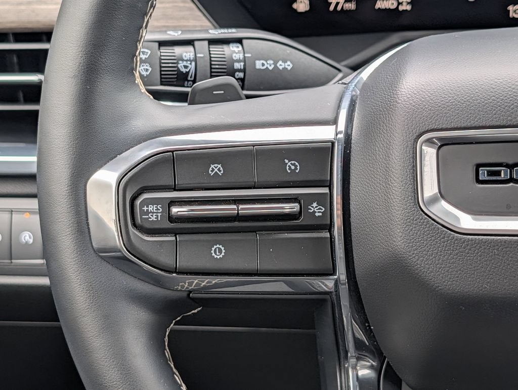 2025 GMC Acadia Denali