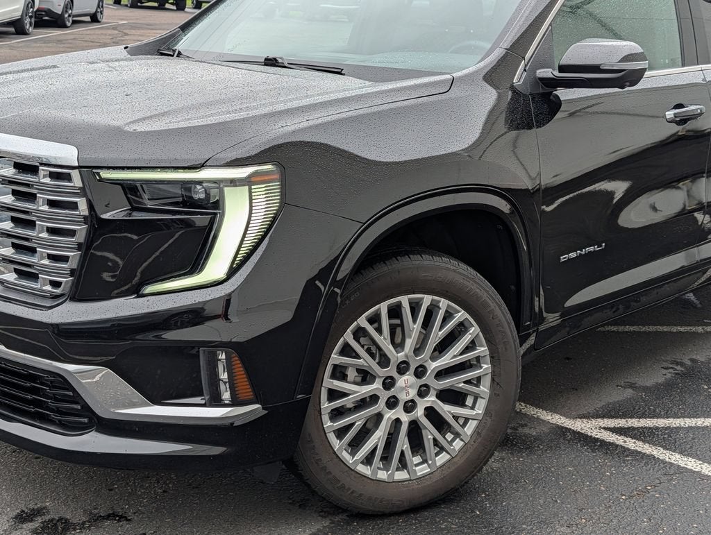 2025 GMC Acadia Denali