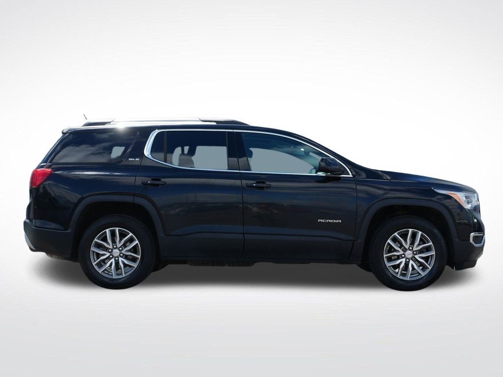 2017 GMC Acadia SLE