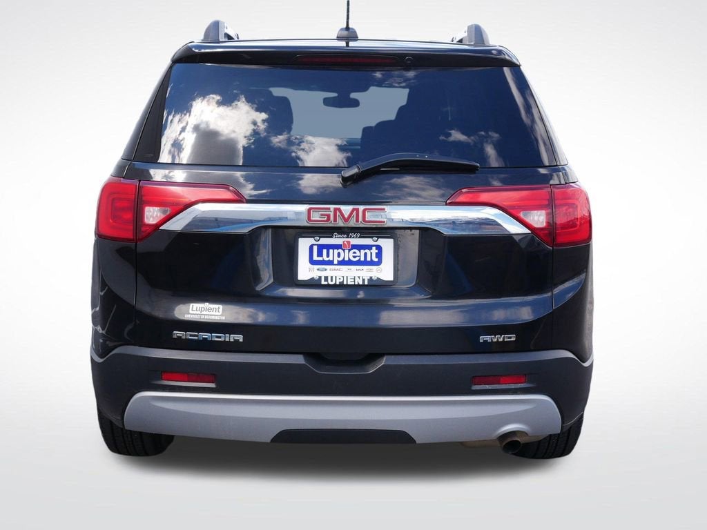 2017 GMC Acadia SLE
