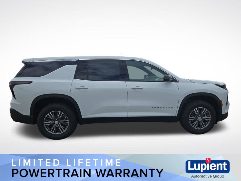 2024 Chevrolet Traverse LS