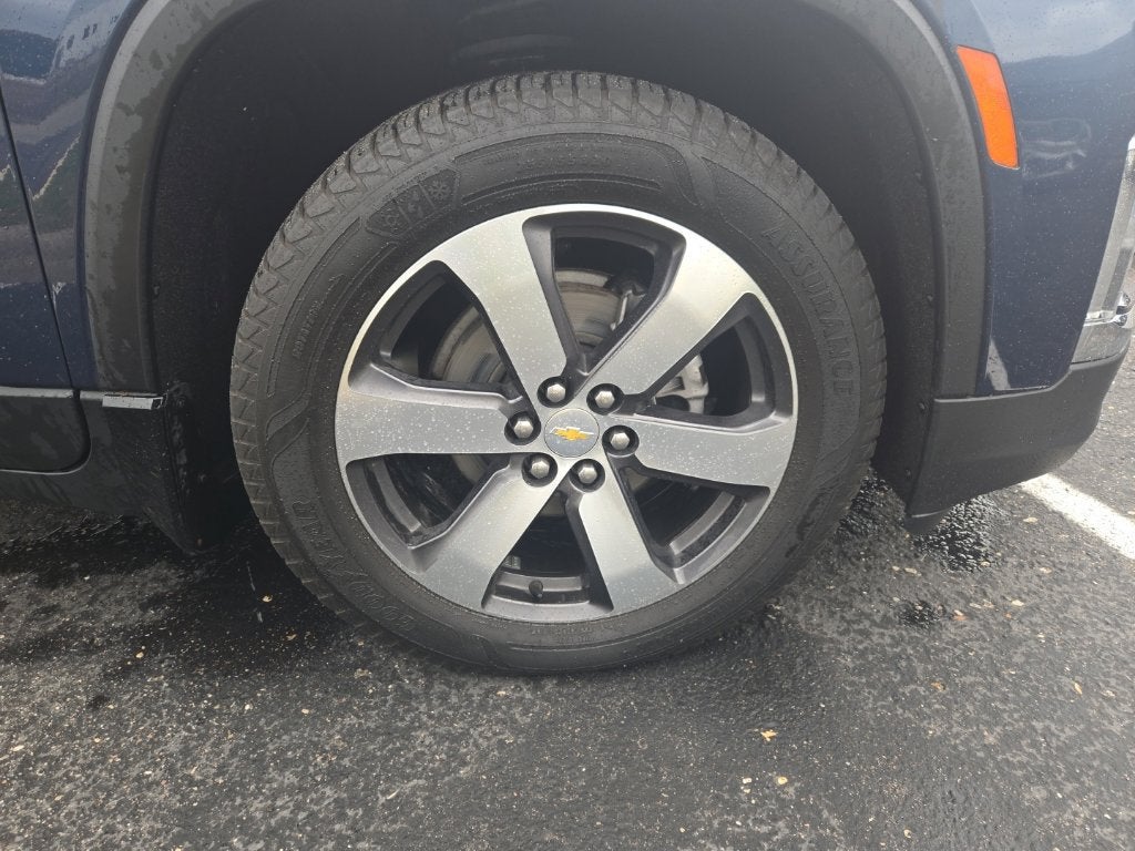 2022 Chevrolet Traverse LT Leather