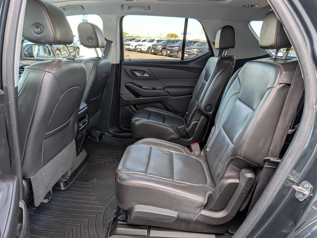 2020 Chevrolet Traverse LT Leather