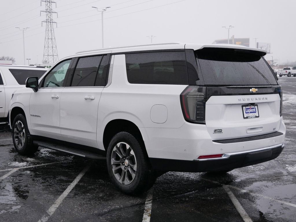 2026 Chevrolet Suburban LT