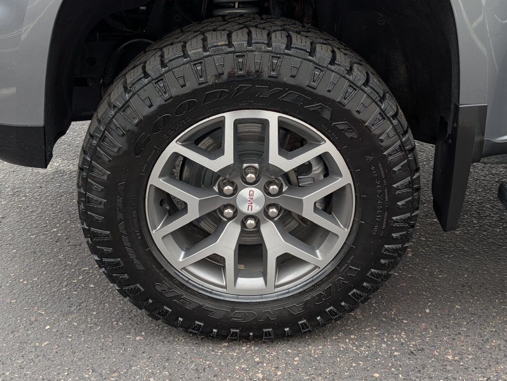 2022 GMC Canyon 4WD AT4 w/Leather