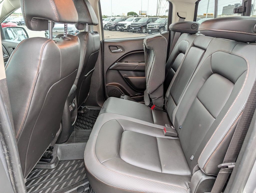 2022 GMC Canyon 4WD AT4 w/Leather