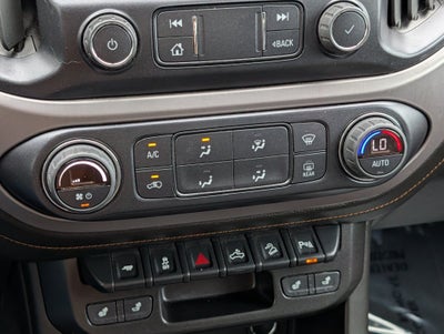 2022 GMC Canyon 4WD AT4 w/Leather