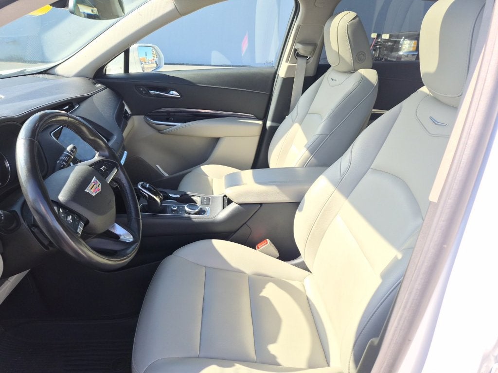 2021 Cadillac XT4 AWD Luxury