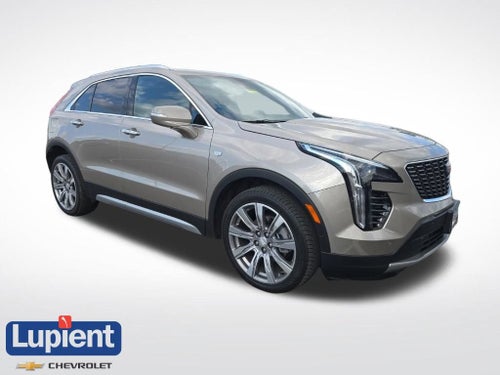 2022 Cadillac XT4 FWD Premium Luxury