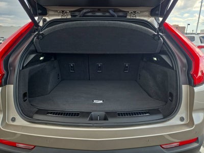 2022 Cadillac XT4 FWD Premium Luxury