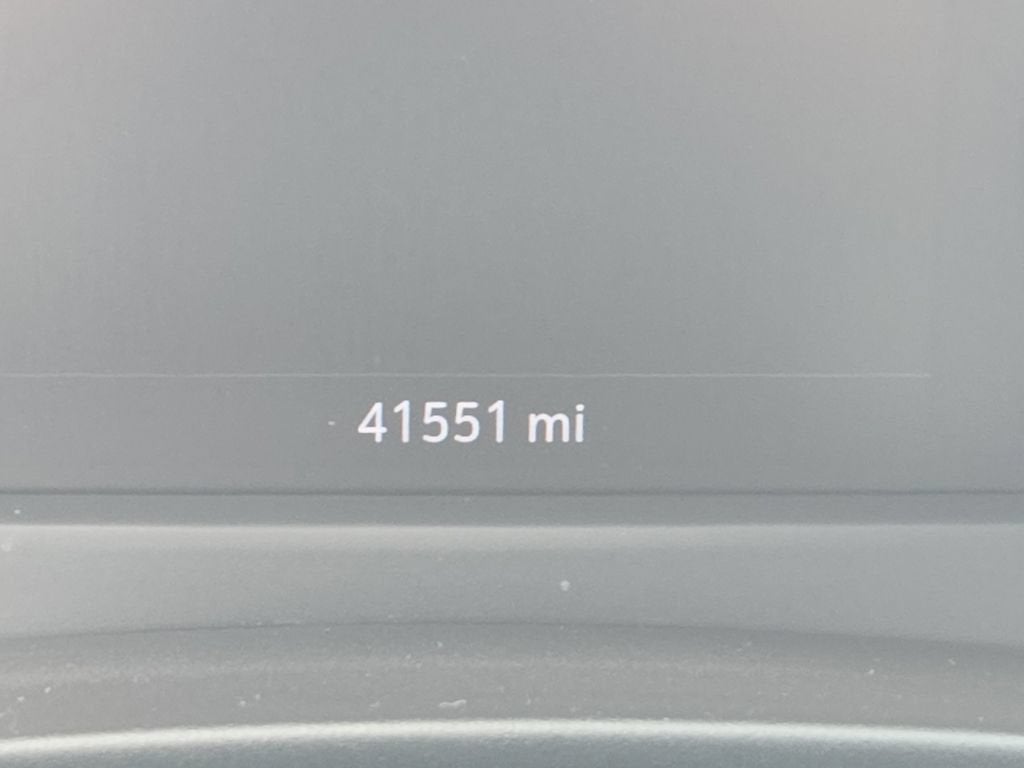 2022 Cadillac XT4 FWD Premium Luxury
