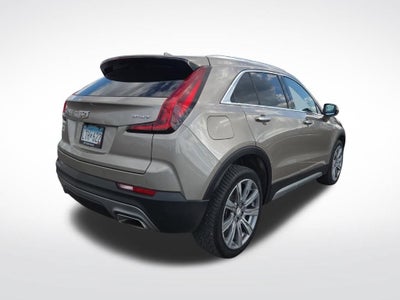 2022 Cadillac XT4 FWD Premium Luxury