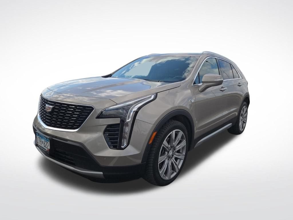 2022 Cadillac XT4 FWD Premium Luxury
