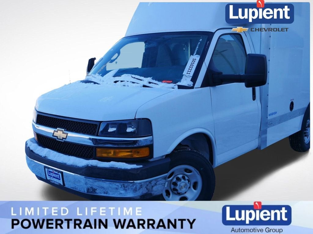 2025 Chevrolet Express Cutaway 3500 1WT