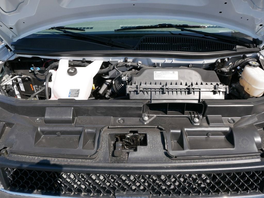 2025 Chevrolet Express Cutaway 4500 2WT