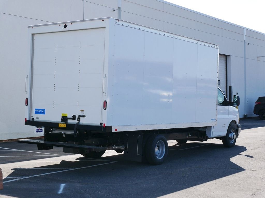 2025 Chevrolet Express Cutaway 4500 2WT