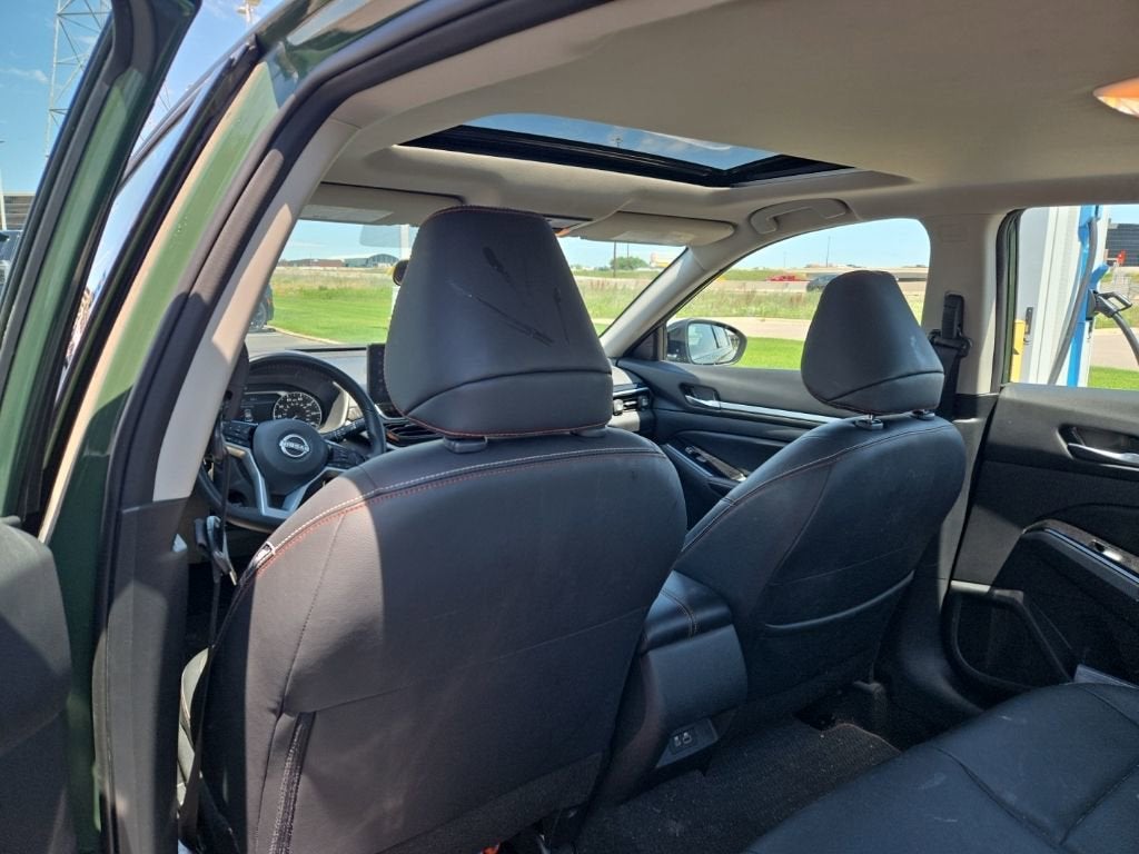 2025 Nissan Altima SR