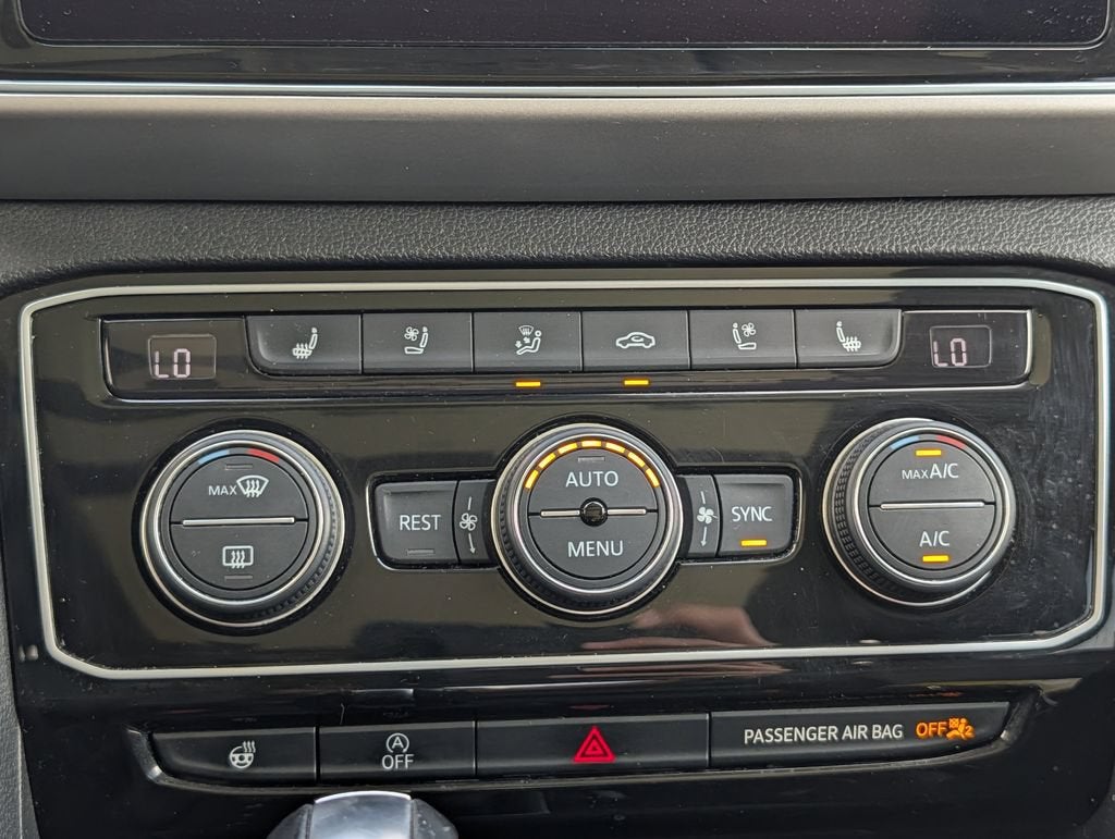 2018 Volkswagen Atlas 3.6L V6 SEL Premium