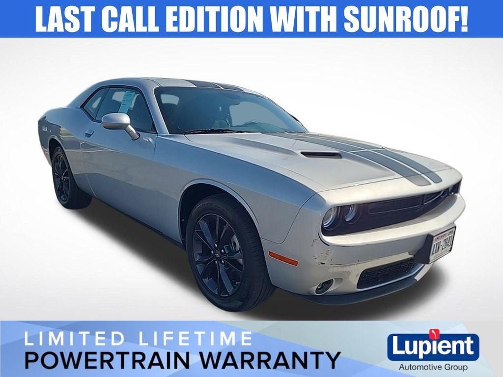 2023 Dodge Challenger SXT Auto AWD's photo