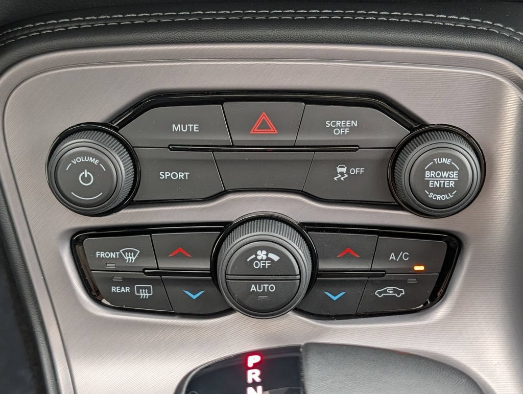 2023 Dodge Challenger SXT