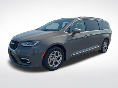 2022 Chrysler Pacifica Limited